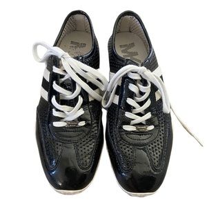 Michael Kors black & white sneaker, size 8.5